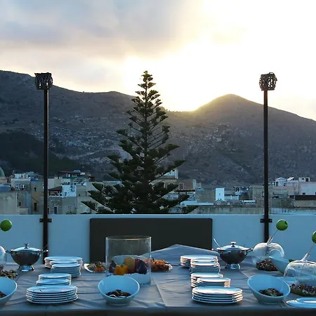 ホテル イル ムリーノ ファヴィニャーナ